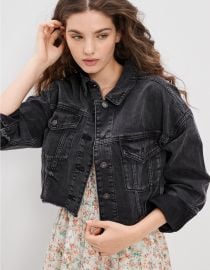 AE Black Wash Cropped Denim Jacket at American Eagle